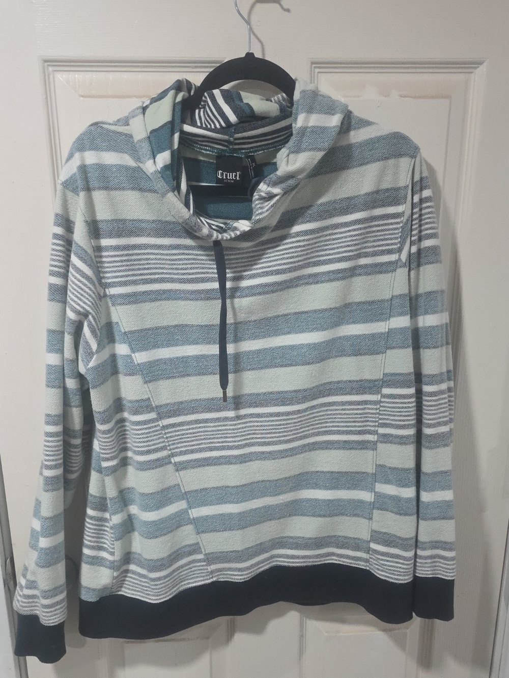 Striped Hooded Pullover Sweatshirt in Light Blue and White